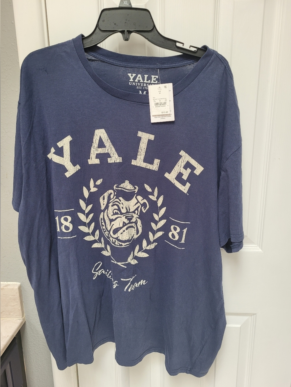 Yale University Sailing Team Grafic Shirt Men’s sz M